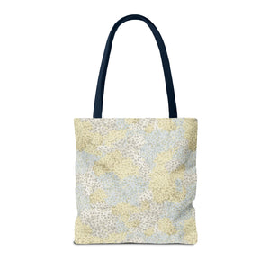 Alchillea Millefolium  Tote Bag in Yellow