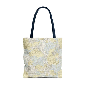 Alchillea Millefolium  Tote Bag in Yellow