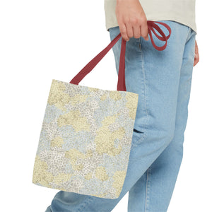 Alchillea Millefolium  Tote Bag in Yellow