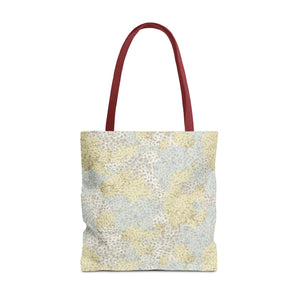 Alchillea Millefolium  Tote Bag in Yellow