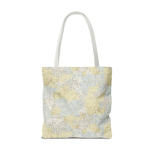 Alchillea Millefolium  Tote Bag in Yellow