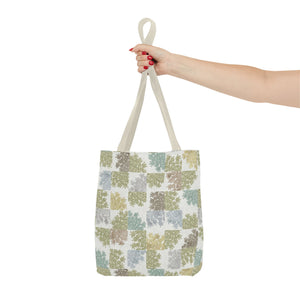 Daucus Corata Tote Bag in Green
