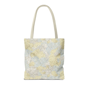 Alchillea Millefolium  Tote Bag in Yellow