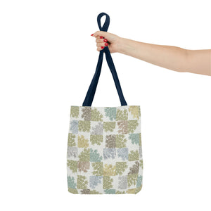 Daucus Corata Tote Bag in Green