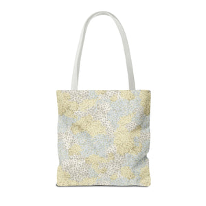 Alchillea Millefolium  Tote Bag in Yellow
