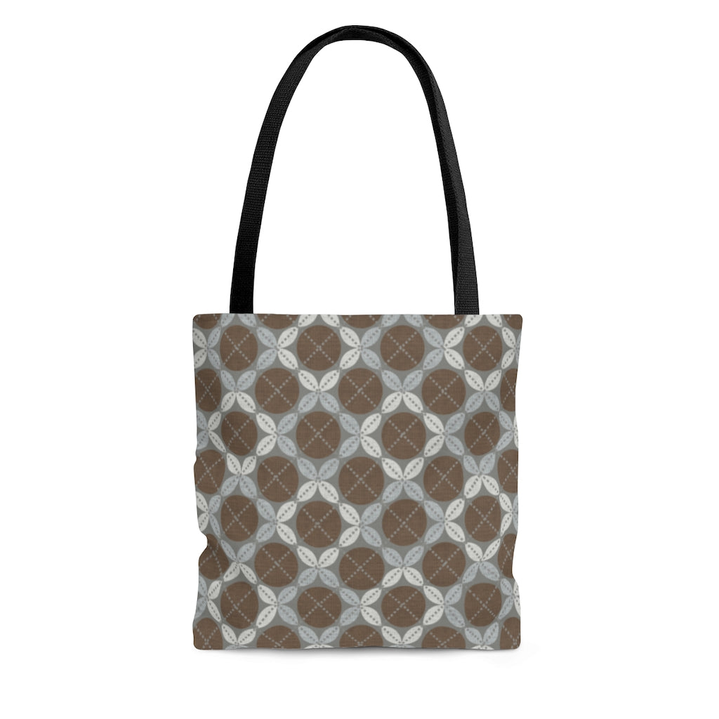 Leaf Ensconced Circle Tote Bag in Brown