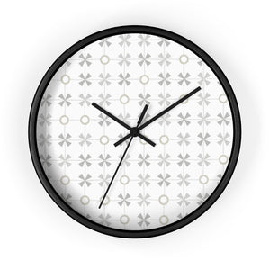 Plaid With Circles Wall Clock in Gray