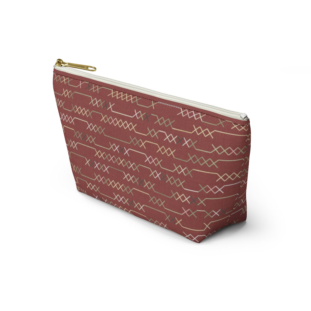 Santa Fe Stitch Accessory Pouch w T-bottom in Red