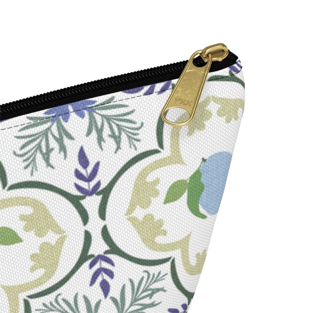 Freshly Squeezed Accessory Pouch w T-bottom in Green