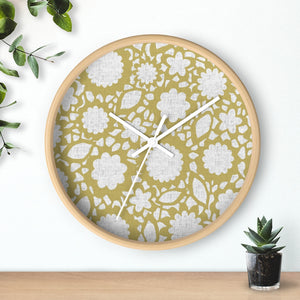 Floral Eyelet Lace Wall Clock in Gold