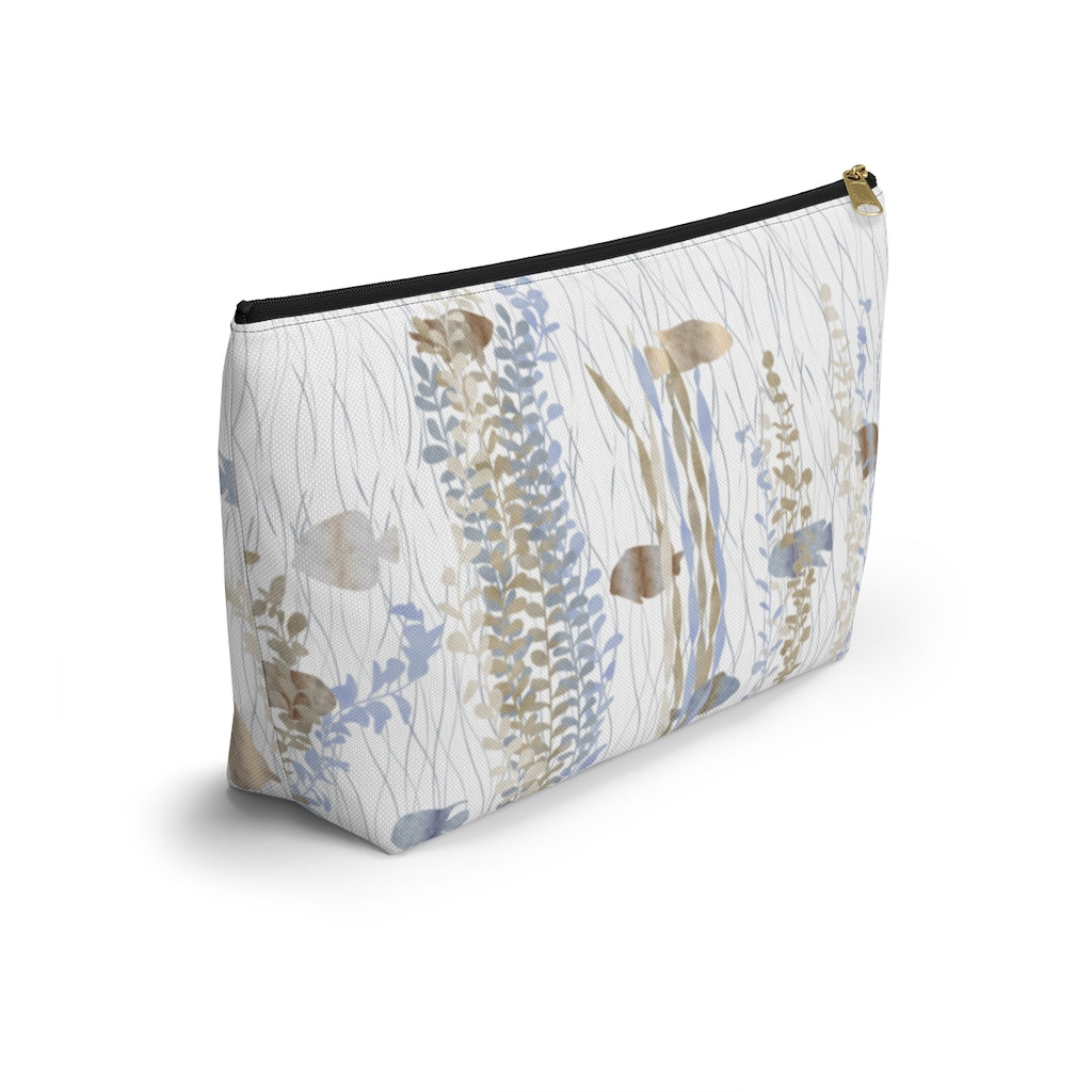 Aquarium Accessory Pouch w T-bottom in Brown