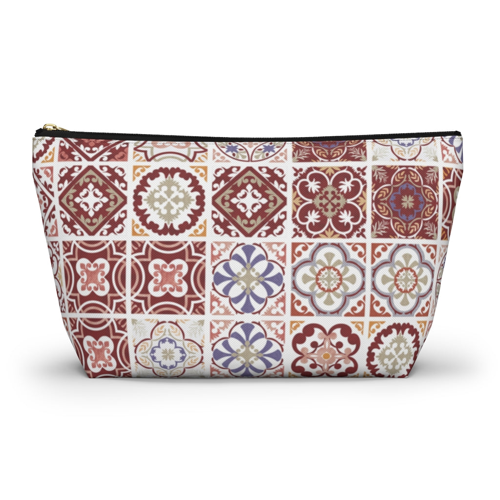 Seville Square Accessory Pouch w T-bottom in Red