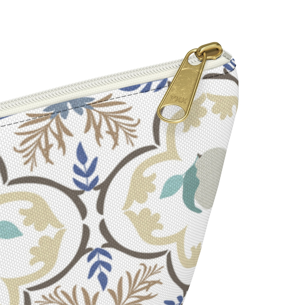 Freshly Squeezed Accessory Pouch w T-bottom in Brown