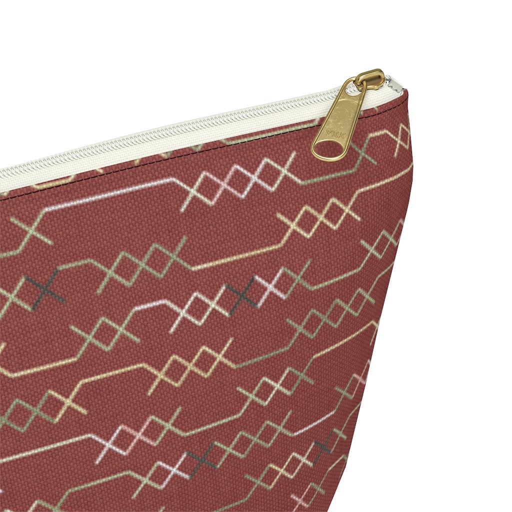 Santa Fe Stitch Accessory Pouch w T-bottom in Red