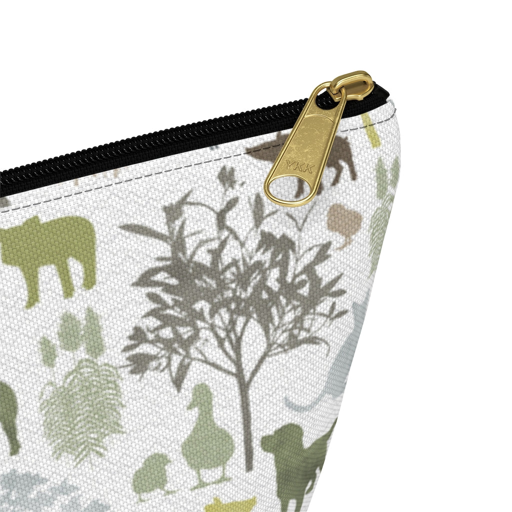 On the Farm Accessory Pouch w T-bottom in Green