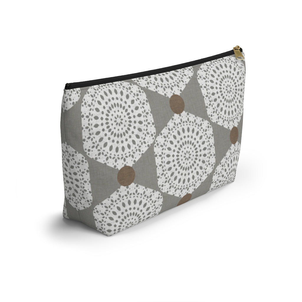 Lace Hexagon Accessory Pouch w T-bottom in Gray