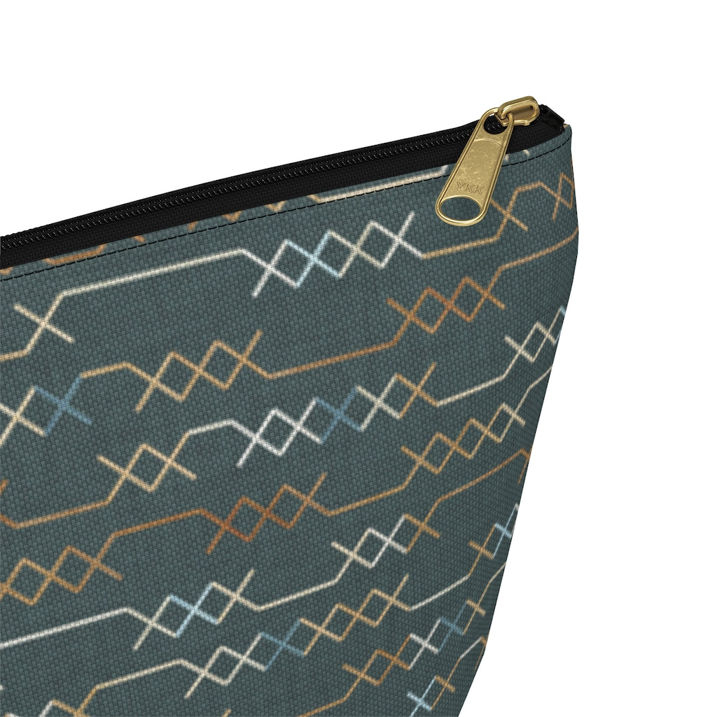 Santa Fe Stitch Accessory Pouch w T-bottom in Aqua