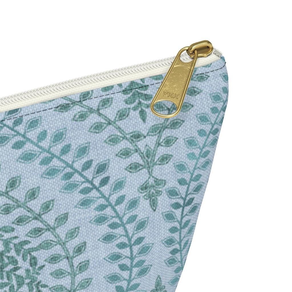 Mumbai Lace Accessory Pouch w T-bottom in Aqua