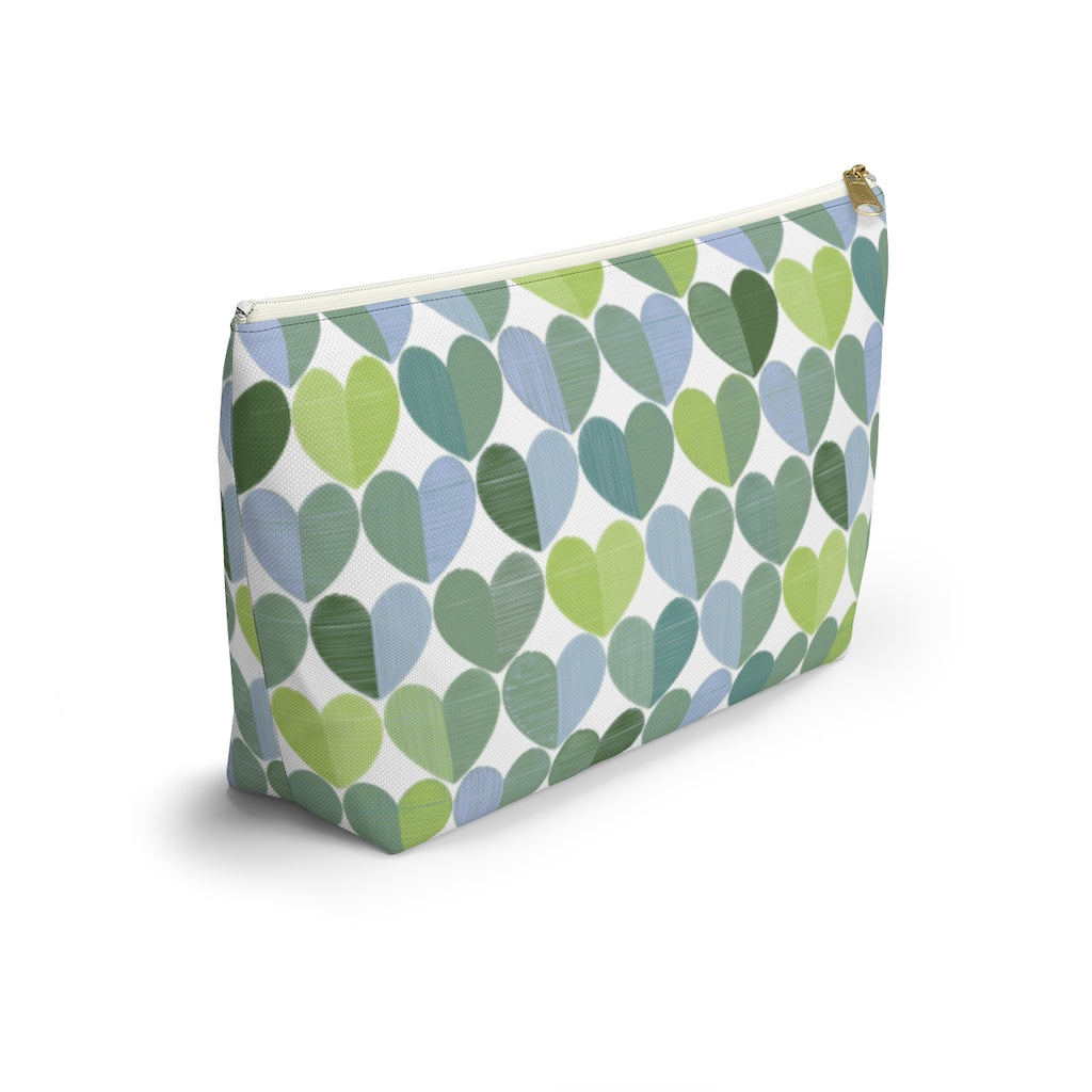 Love Accessory Pouch w T-bottom in Green