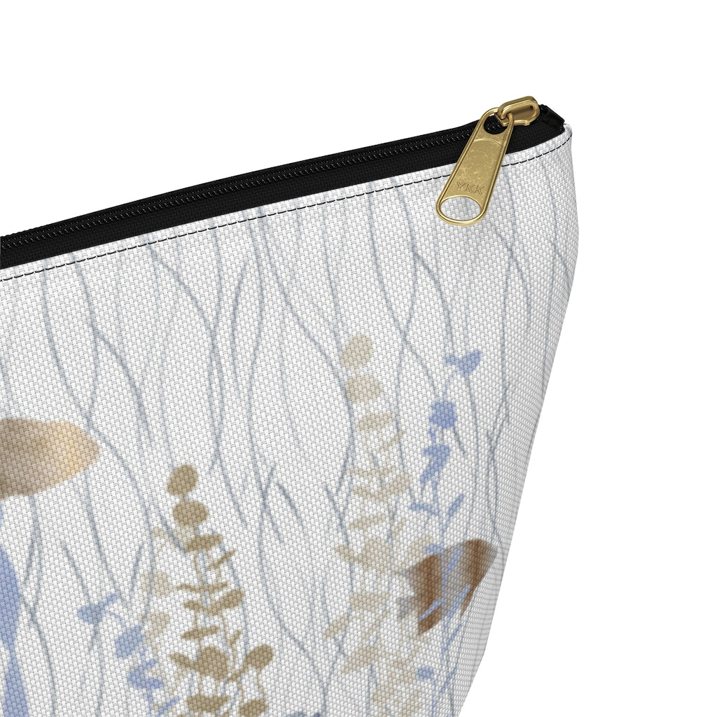 Aquarium Accessory Pouch w T-bottom in Brown