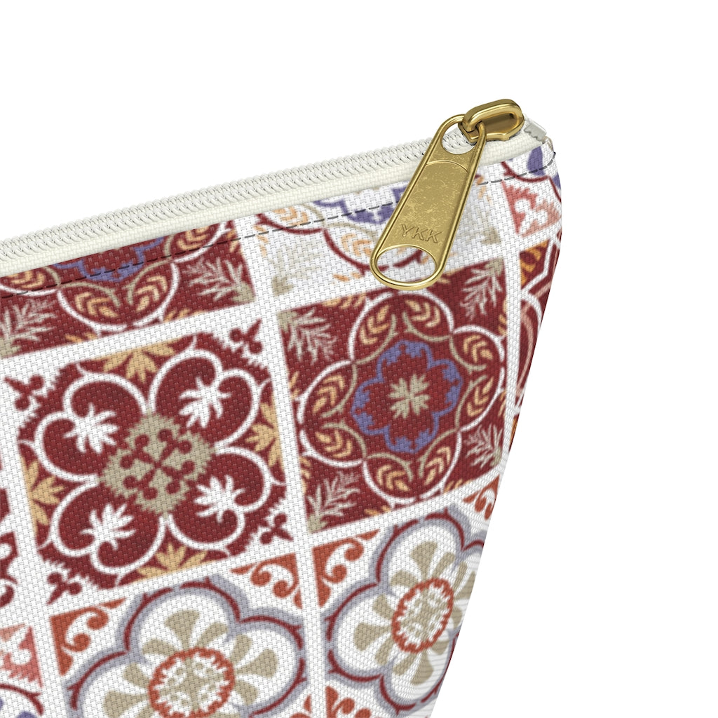 Seville Square Accessory Pouch w T-bottom in Red