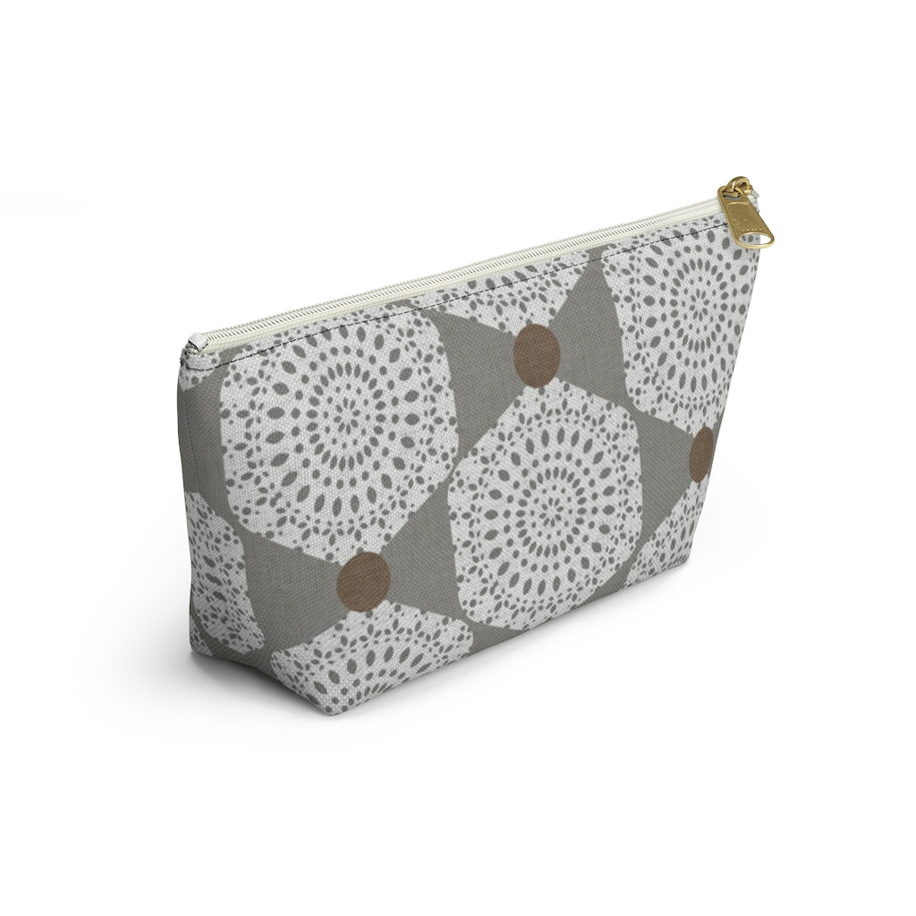 Lace Hexagon Accessory Pouch w T-bottom in Gray
