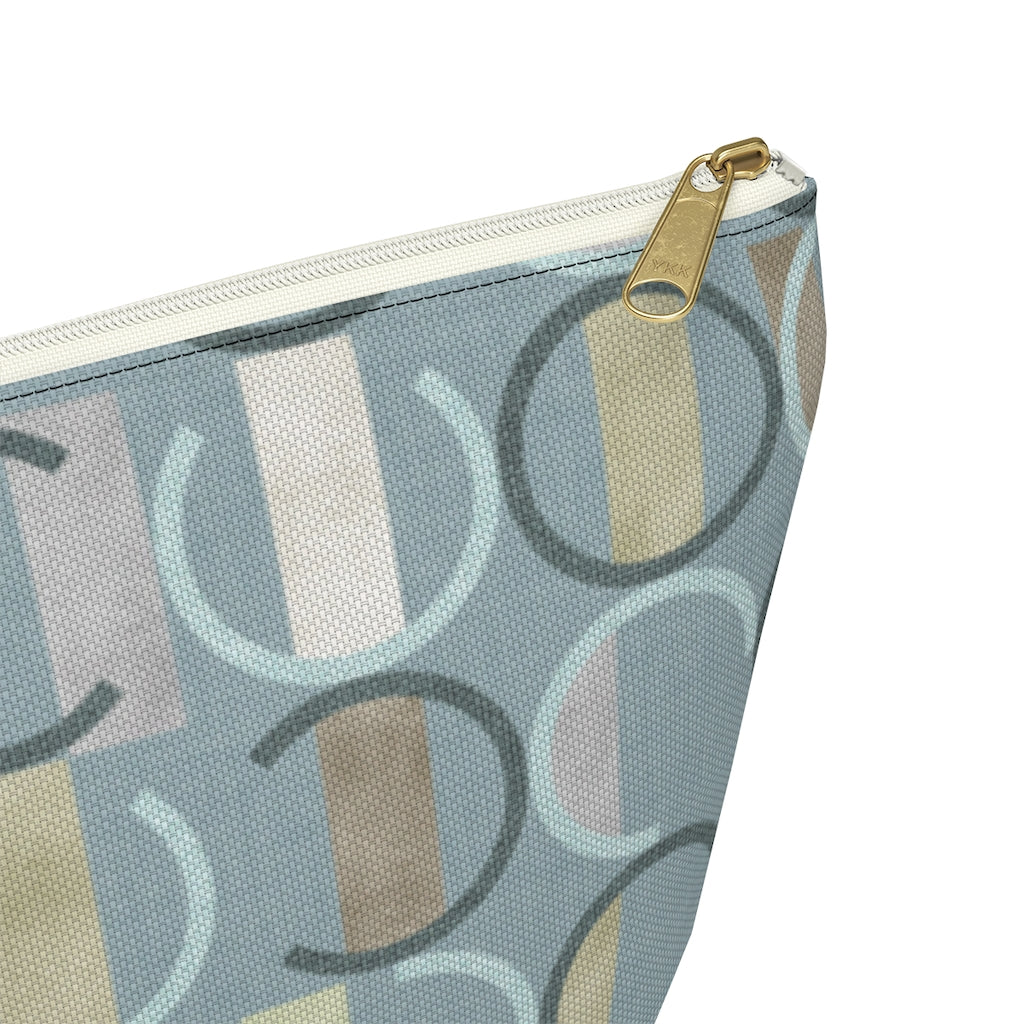 Journey Code Accessory Pouch w T-bottom in Aqua