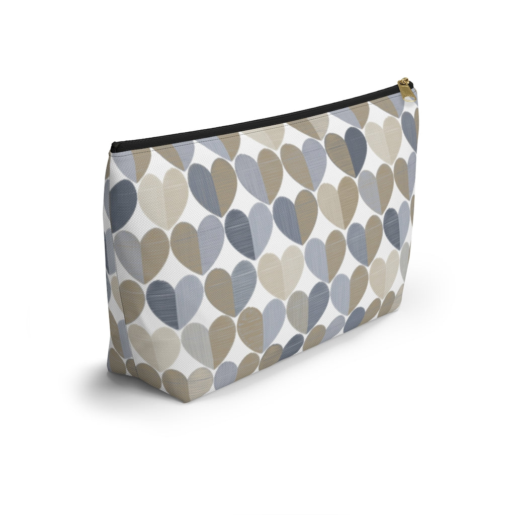 Love Accessory Pouch w T-bottom in Gray