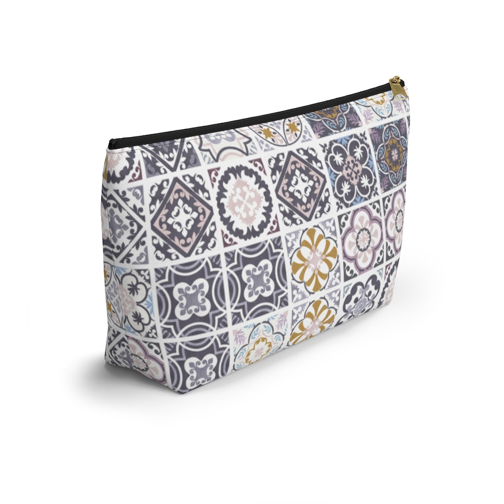 Seville Square Accessory Pouch w T-bottom in Purple