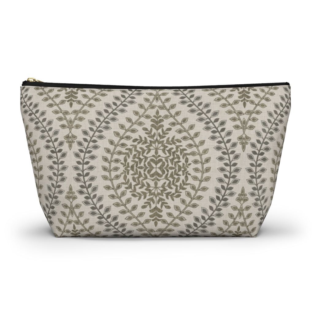 Mumbai Lace Accessory Pouch w T-bottom in Brown