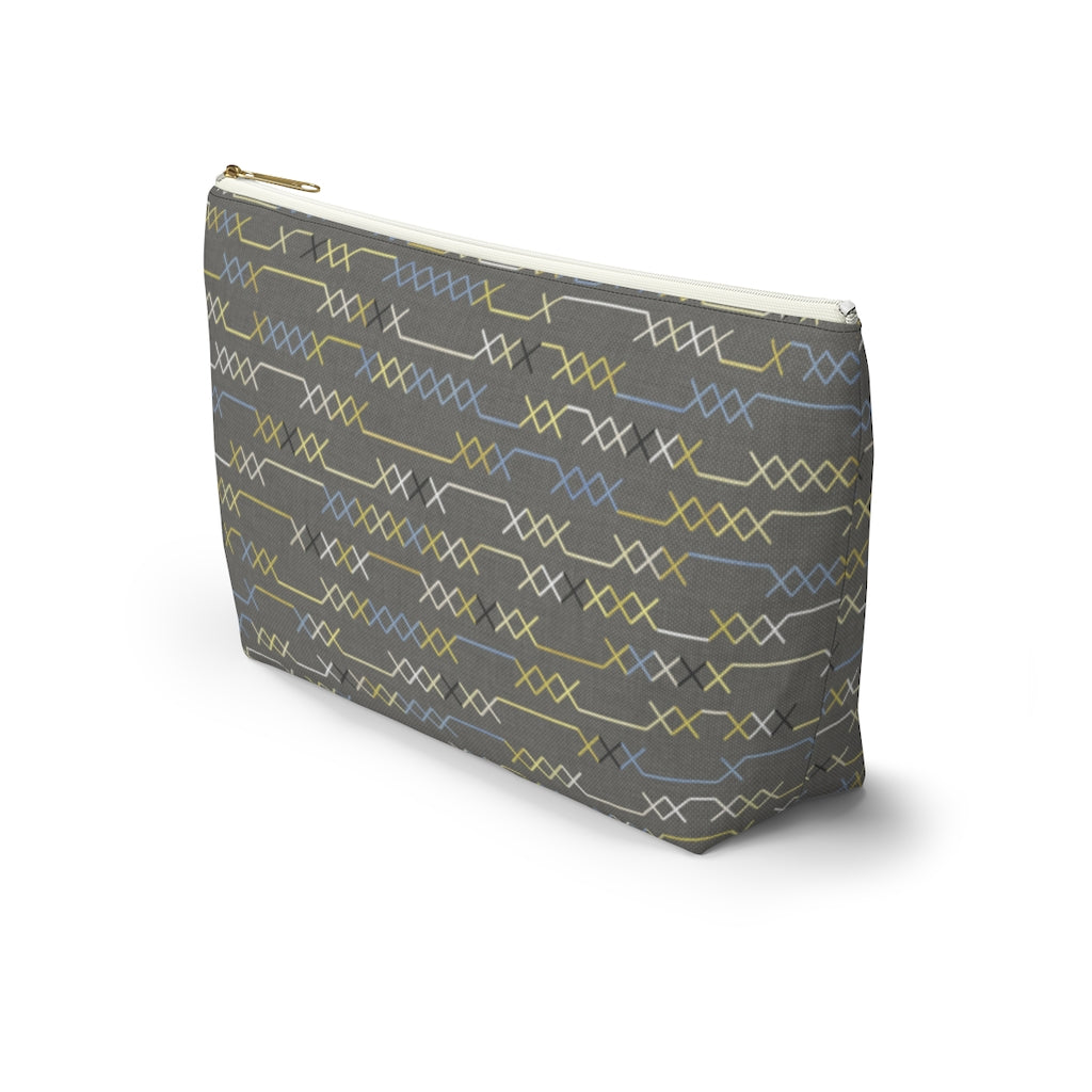Santa Fe Stitch Accessory Pouch w T-bottom in Gray