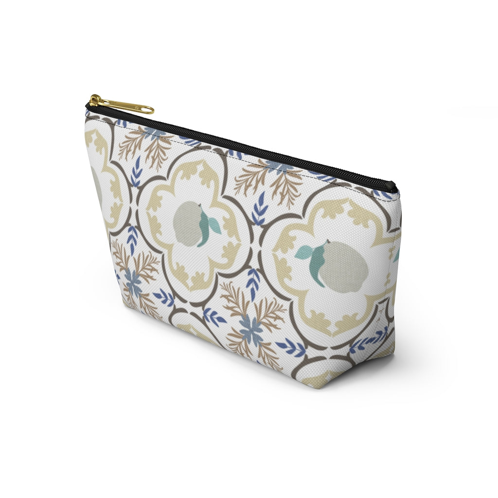 Freshly Squeezed Accessory Pouch w T-bottom in Brown