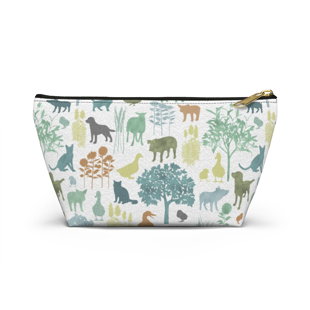 On the Farm Accessory Pouch w T-bottom in Aqua