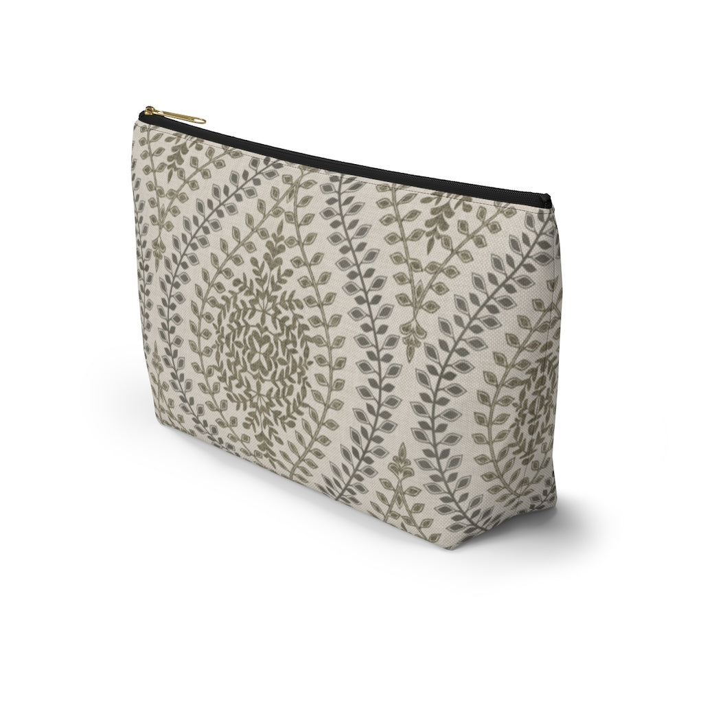 Mumbai Lace Accessory Pouch w T-bottom in Brown
