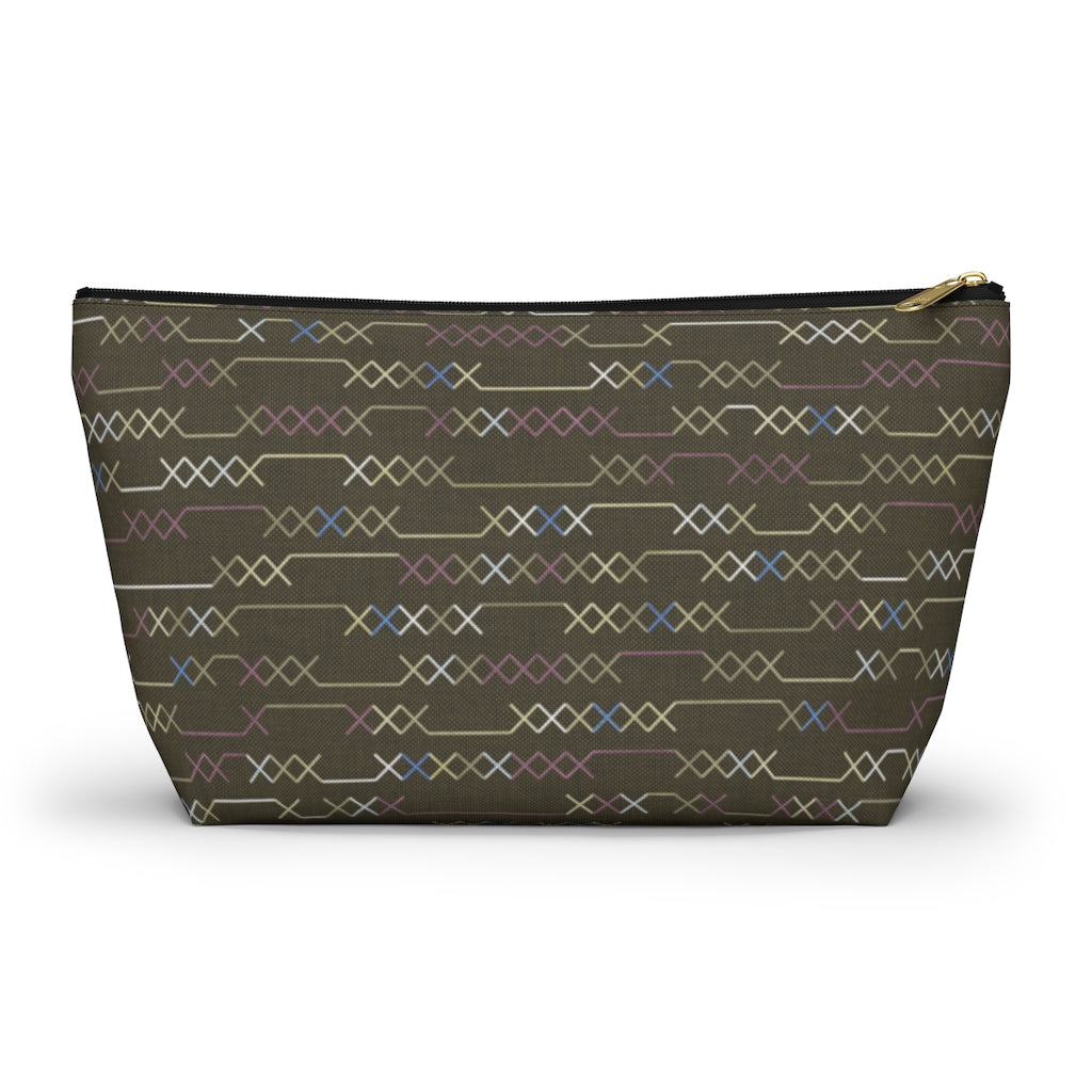 Santa Fe Stitch Accessory Pouch w T-bottom in Brown