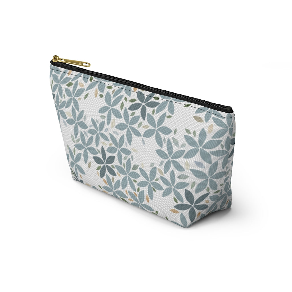 Snowbell Accessory Pouch w T-bottom in Aqua