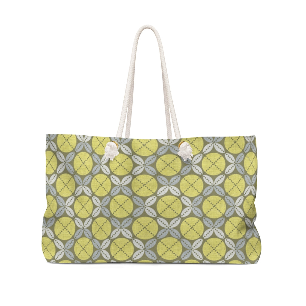 Leaf Ensconced Circle Weekender Bag in Yellow
