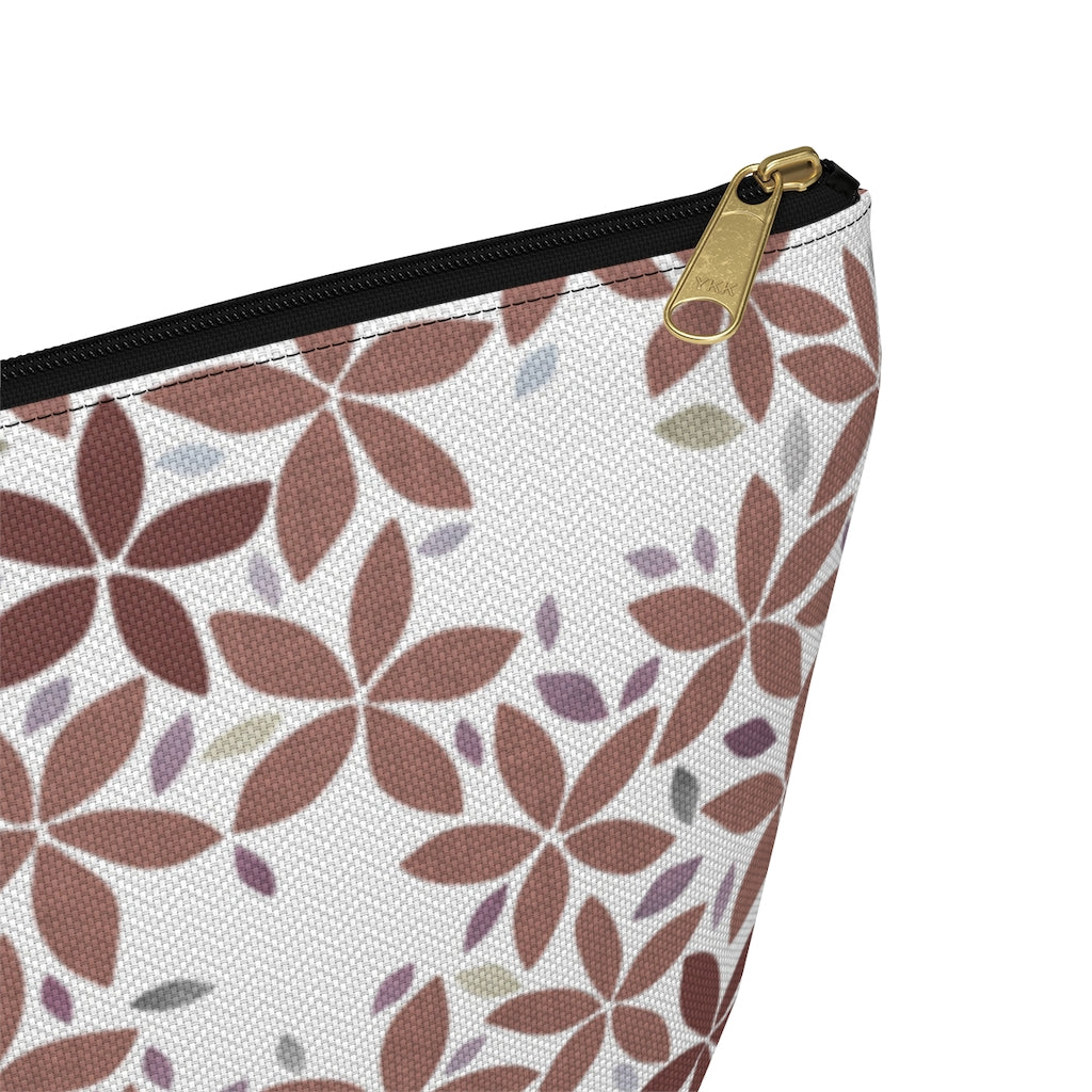 Snowbell Accessory Pouch w T-bottom in Purple