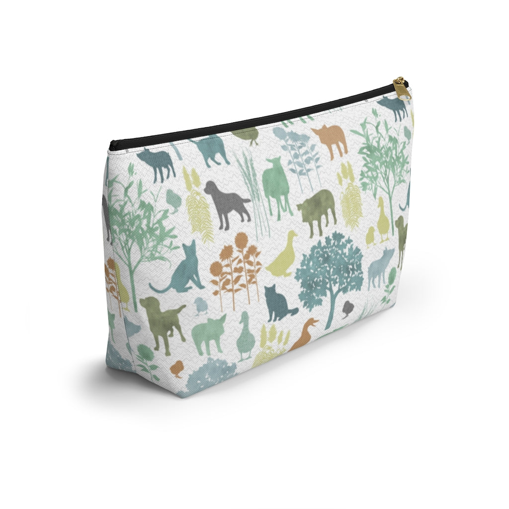 On the Farm Accessory Pouch w T-bottom in Aqua
