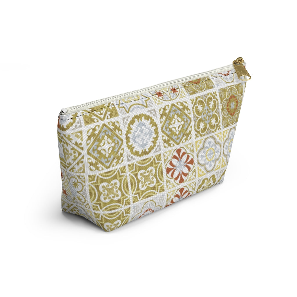 Seville Square Accessory Pouch w T-bottom in Gold