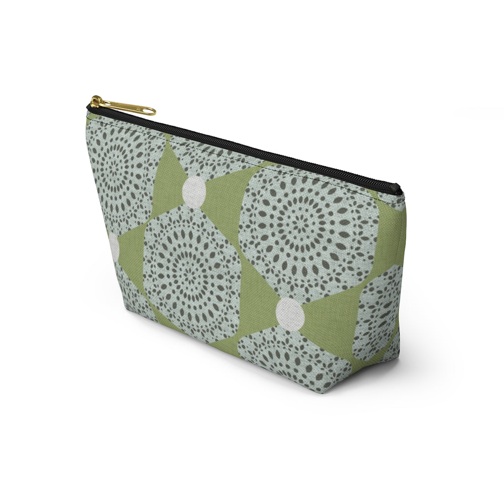 Lace Hexagon Accessory Pouch w T-bottom in Green