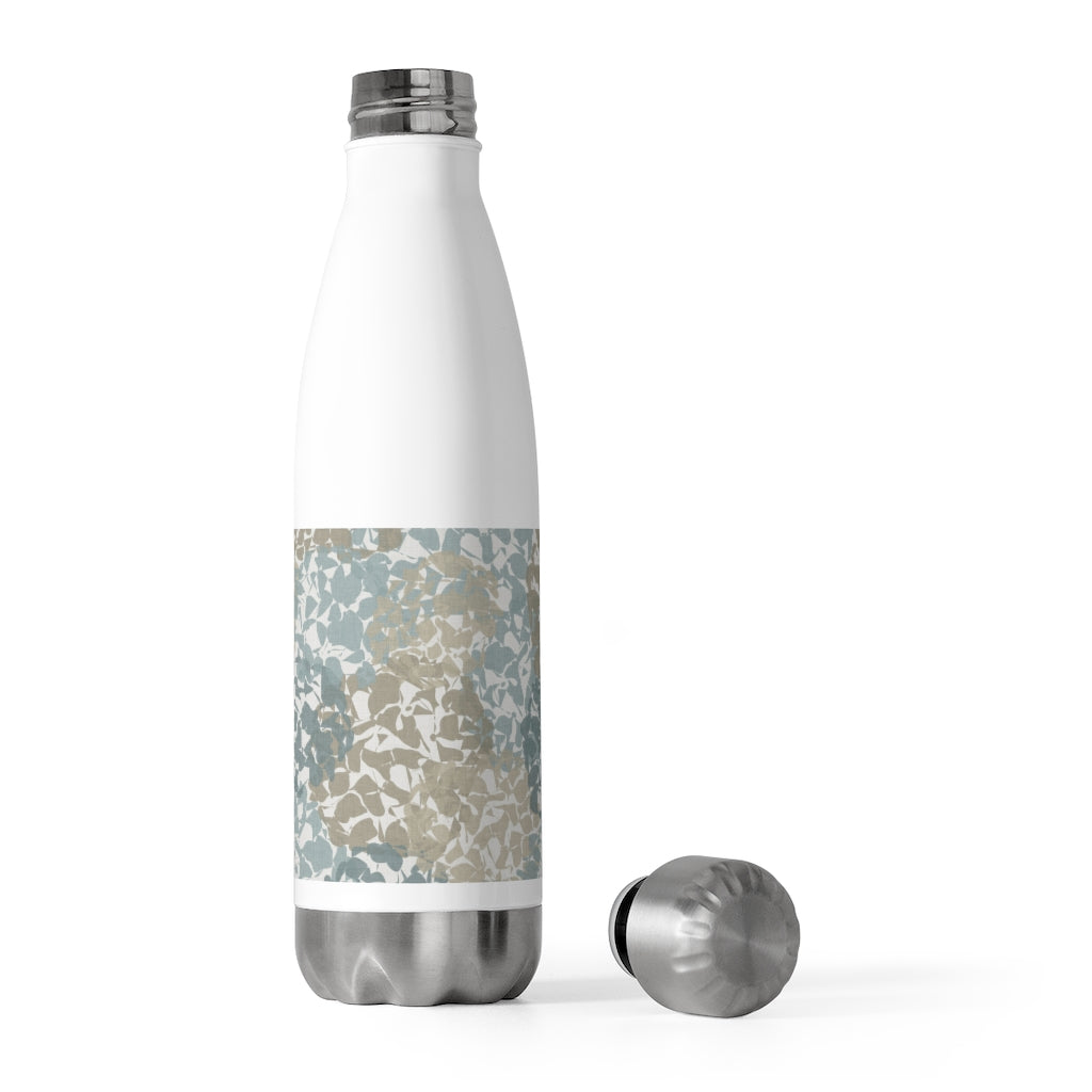 Hydrangea 20oz Insulated Bottle in Aqua