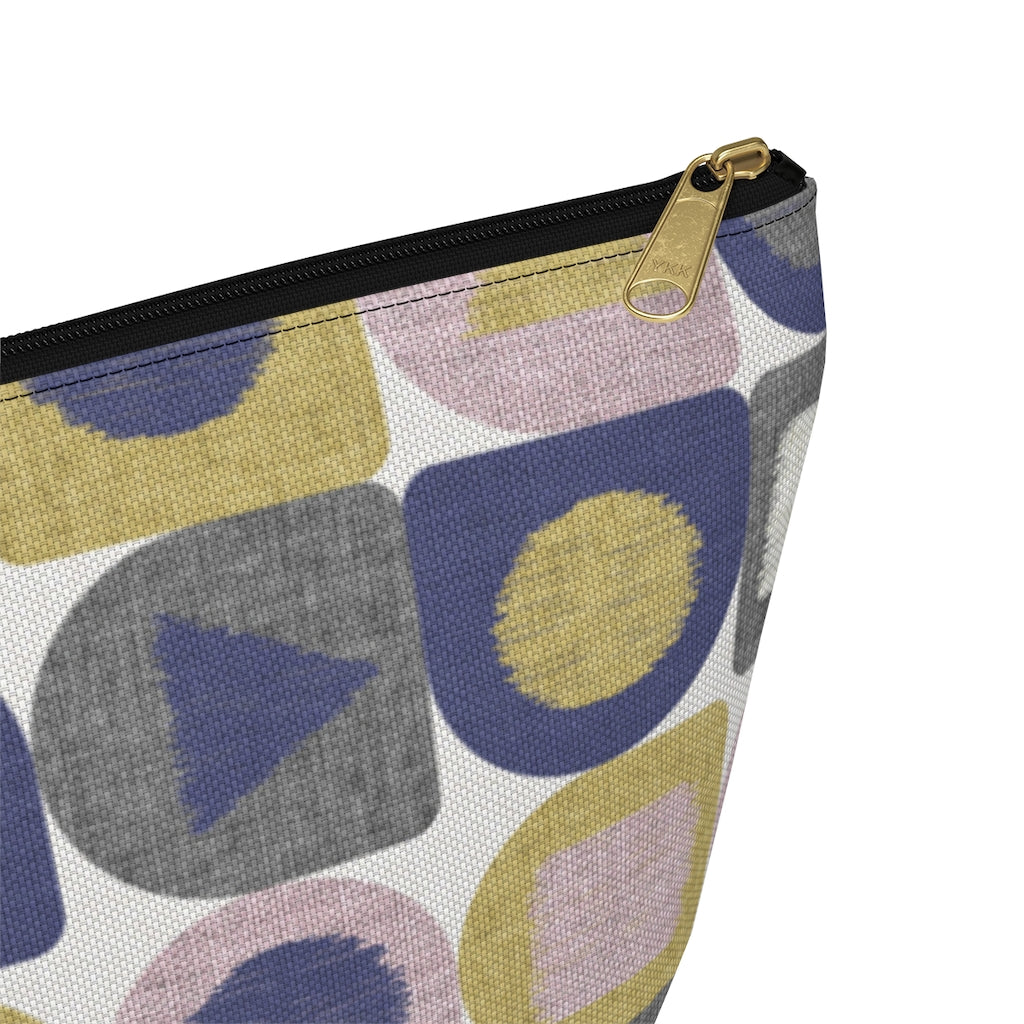Shape Up Accessory Pouch w T-bottom in Purple