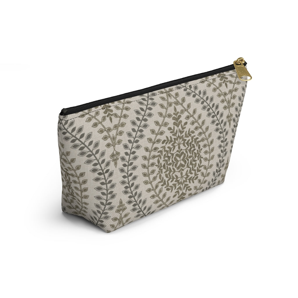 Mumbai Lace Accessory Pouch w T-bottom in Brown