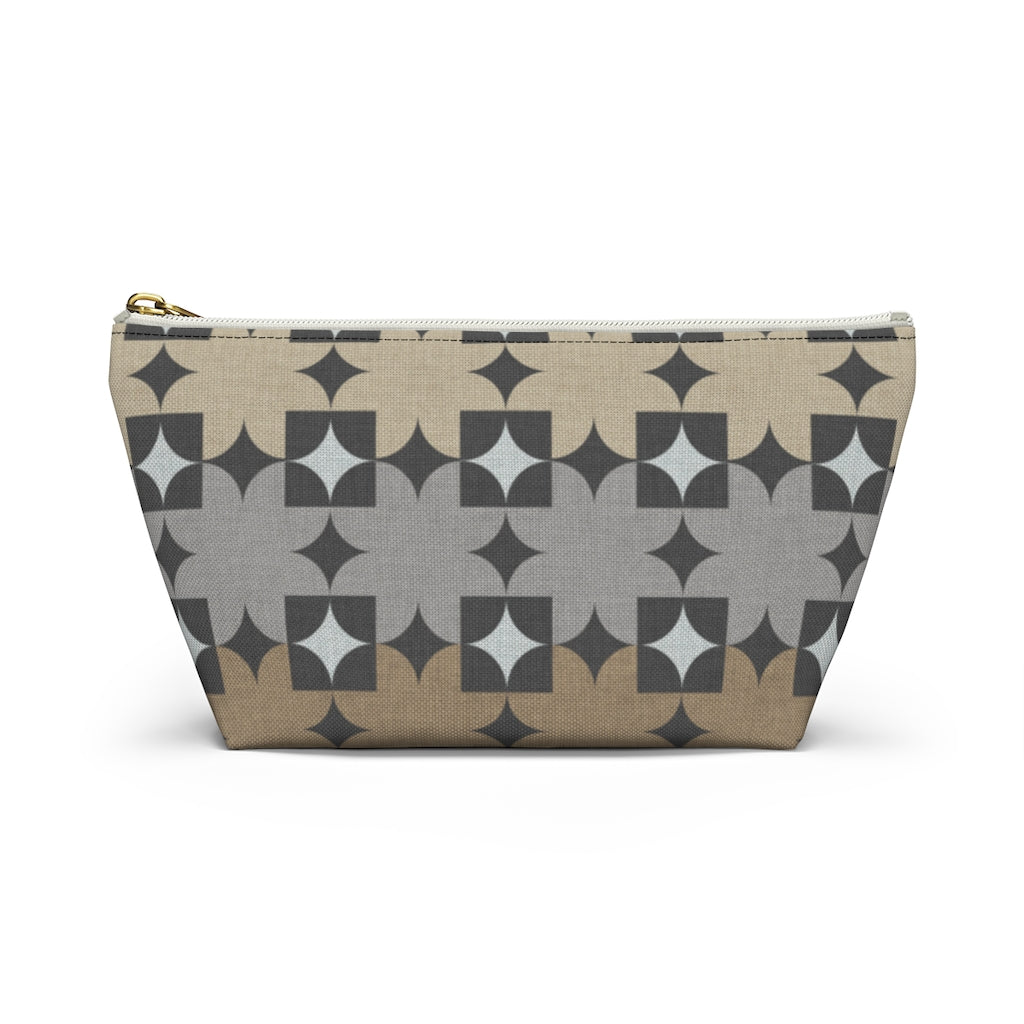 World's Fair Accessory Pouch w T-bottom in Brown