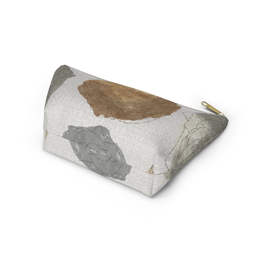 Decipher Code Accessory Pouch w T-bottom in Brown