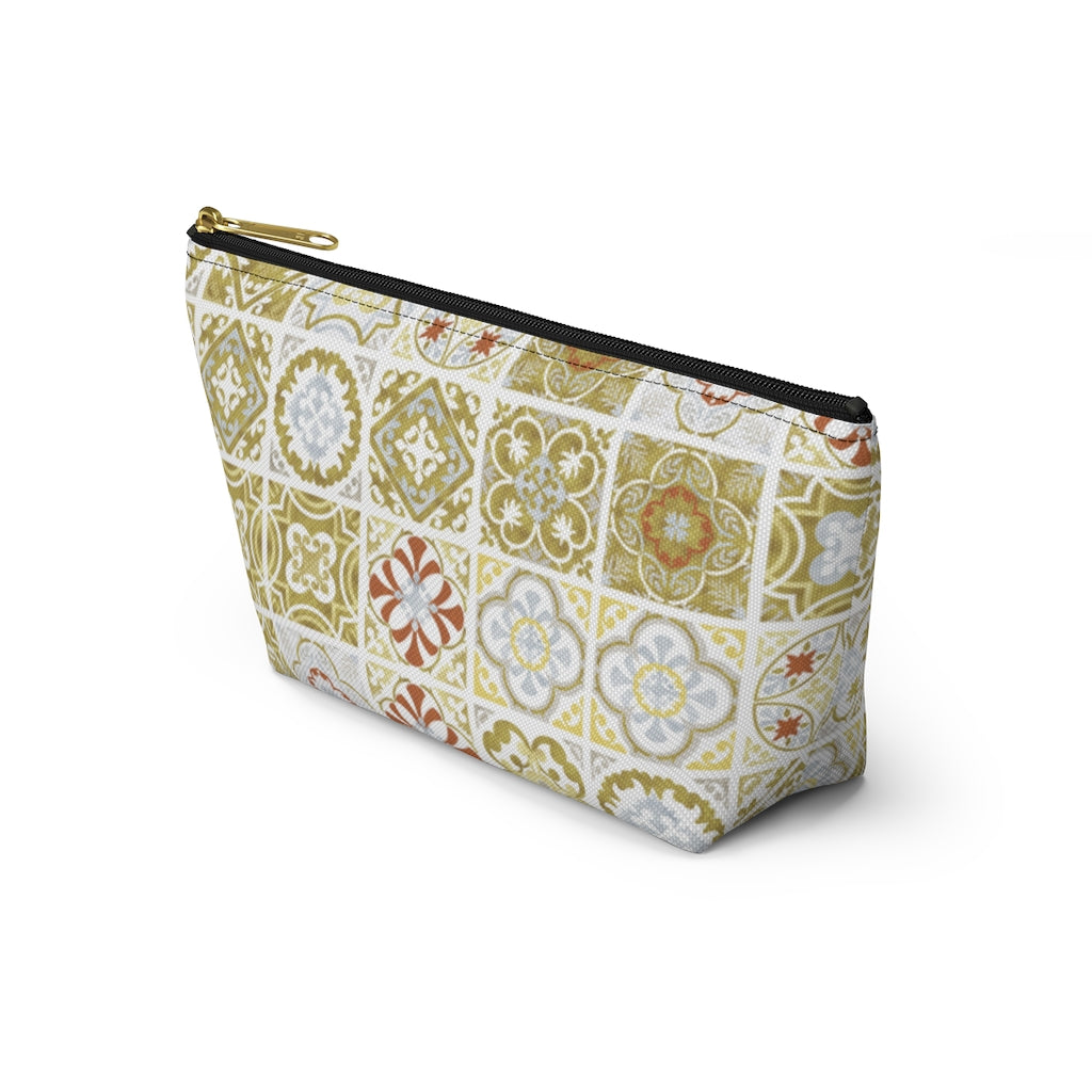 Seville Square Accessory Pouch w T-bottom in Gold