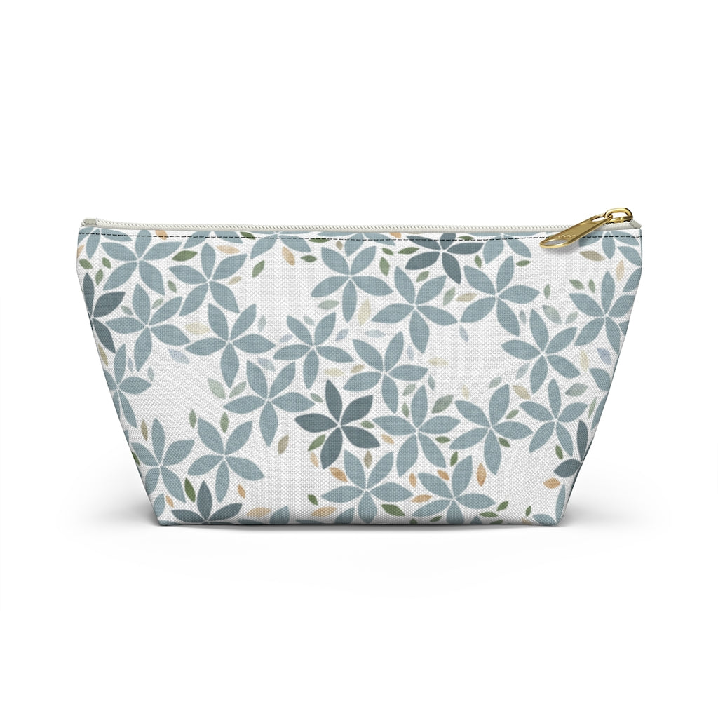 Snowbell Accessory Pouch w T-bottom in Aqua