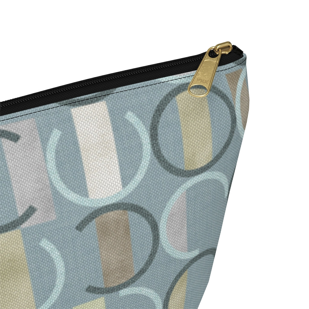 Journey Code Accessory Pouch w T-bottom in Aqua
