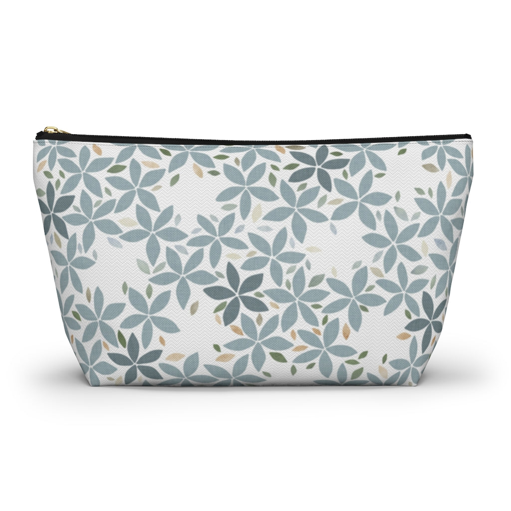 Snowbell Accessory Pouch w T-bottom in Aqua